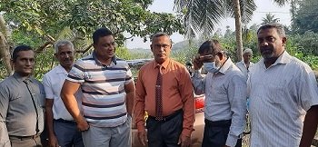 Laying foundation stone for Sewa Piyasa